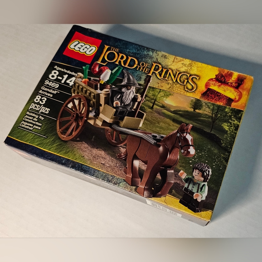 [LEGO] FINAL PRICE **RARE COLLECTIBLE** LOTR 9469 Gandalf Arrives - NEW In Box - Picture 3 of 14